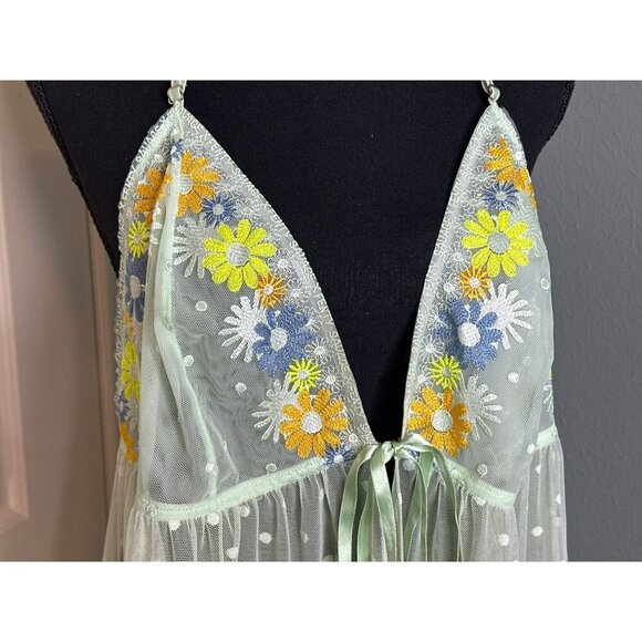 Savage X Fenty Free Spirit Floral Embroidered Night Slip Women's 2X Plus - Picture 3 of 13